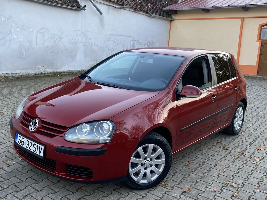 Vw Golf 5 1.6 8V 2007 Euro 4 Unic Proprietar în acte 2850€ usor neg
