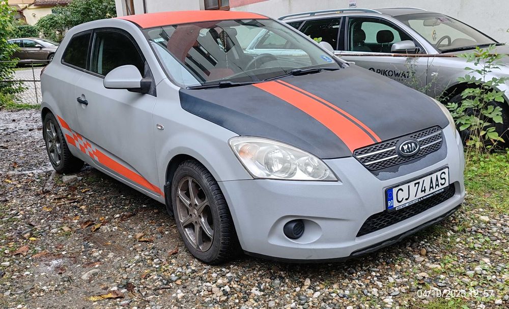 Vând KIA cred pro