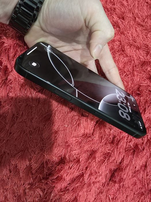 -Iphone 16Pro, 256Gb, 8Ram, Bat: 93%-337 cicluri incarcare, Stare foar