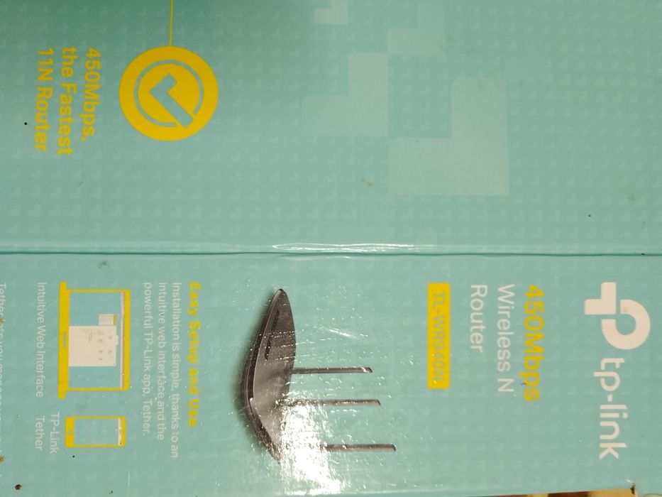 Router wireless  folosit cáteva luni