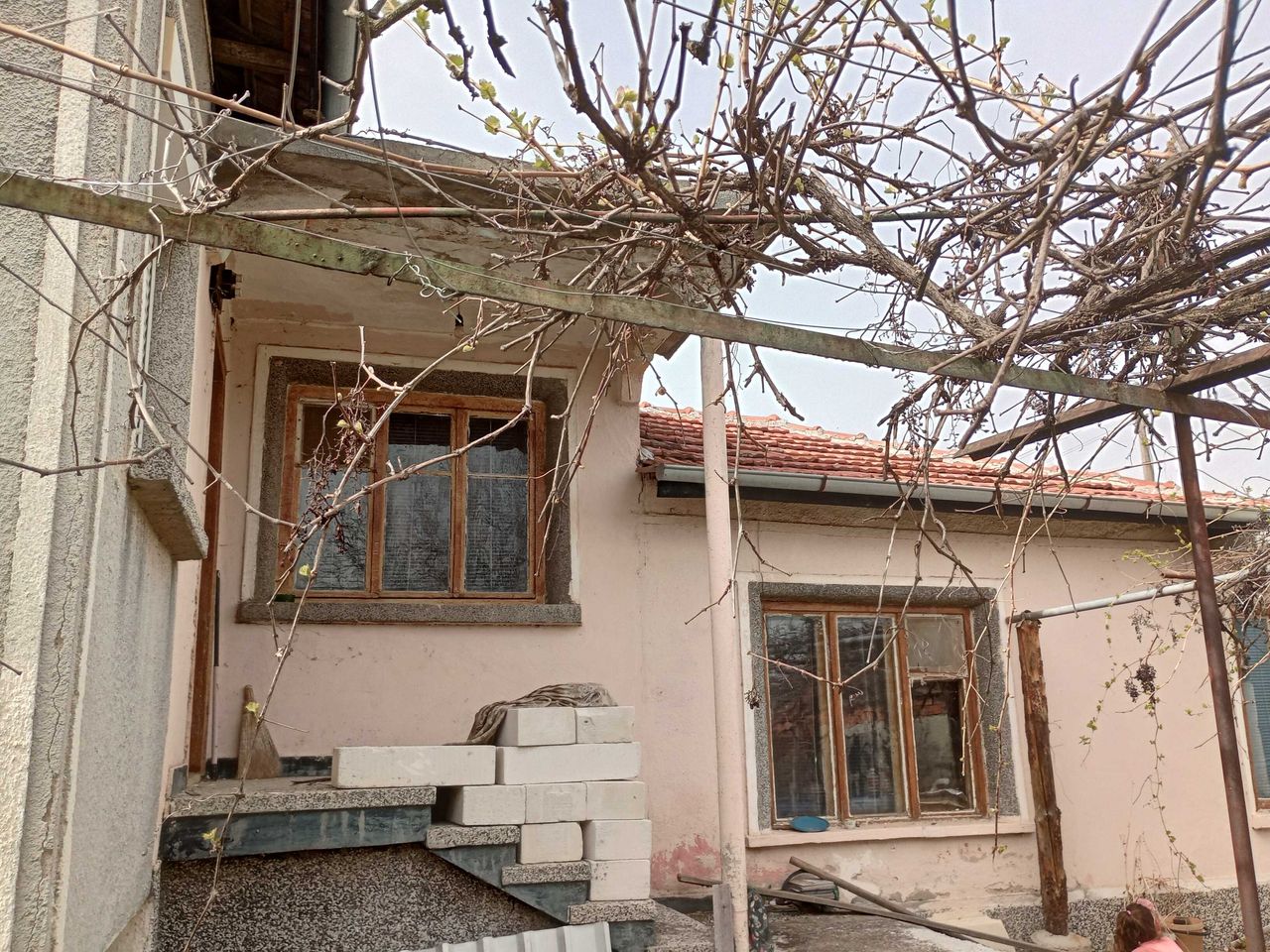 Продава се Къща в с. Дълбок извор, Област Пловдив - 100 кв.м за 230 €/кв.м - Снимка #1