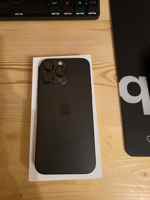 Iphone 16 pro max 256gb 100%