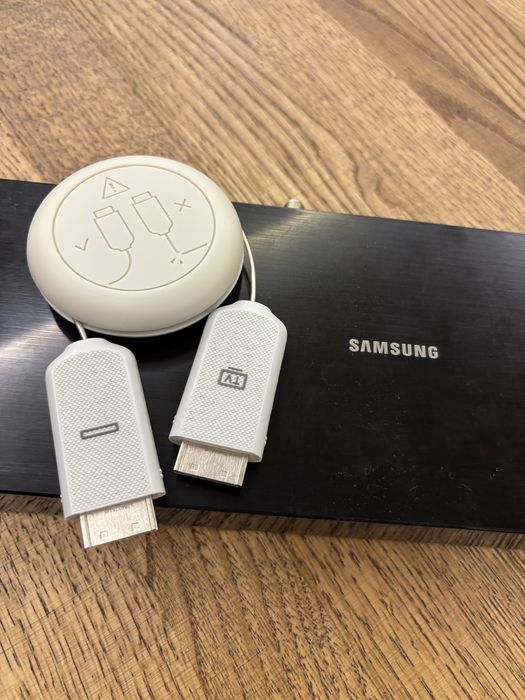 Устройство one concect box за телевизор Samsung 49 “