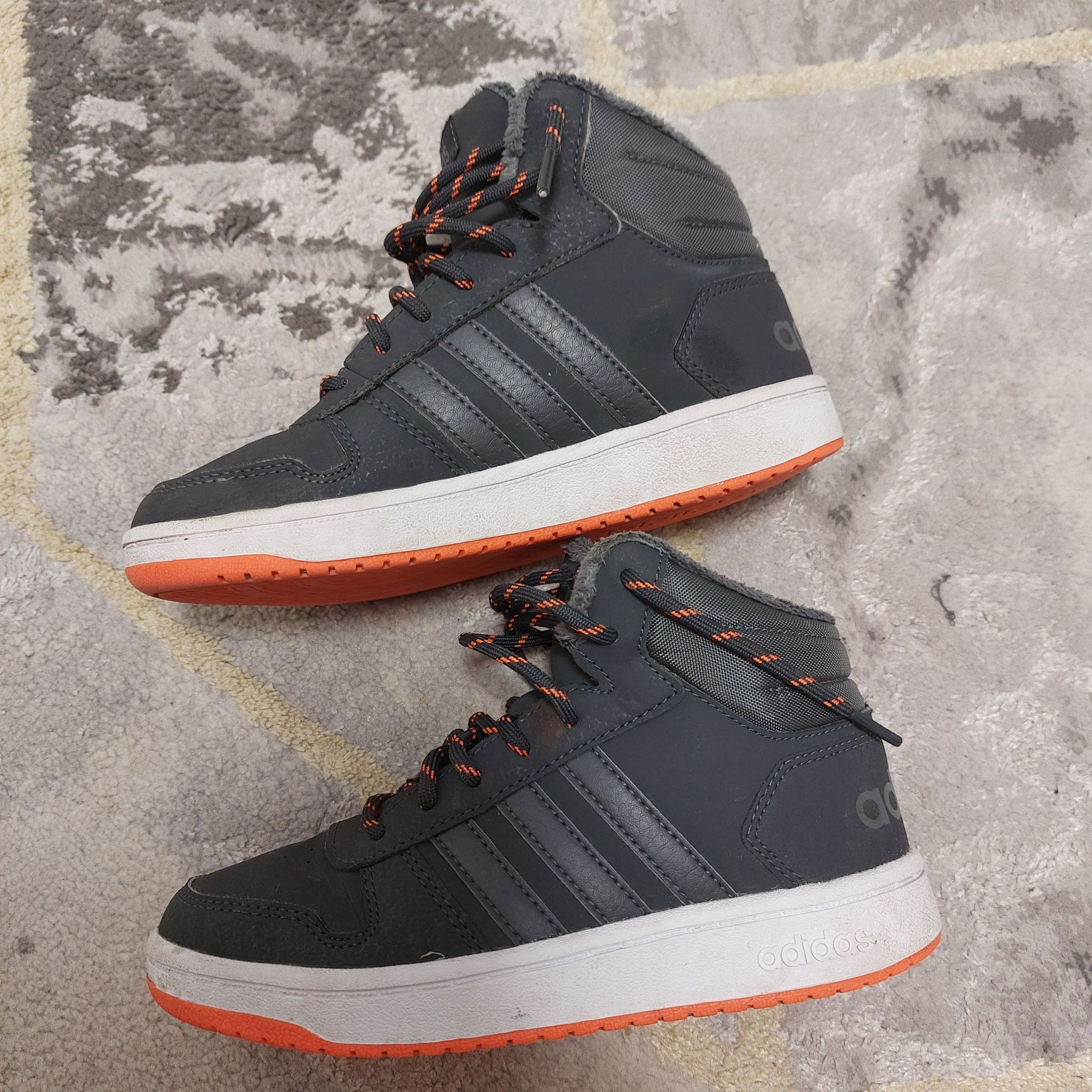 Боти Adidas 32 номер