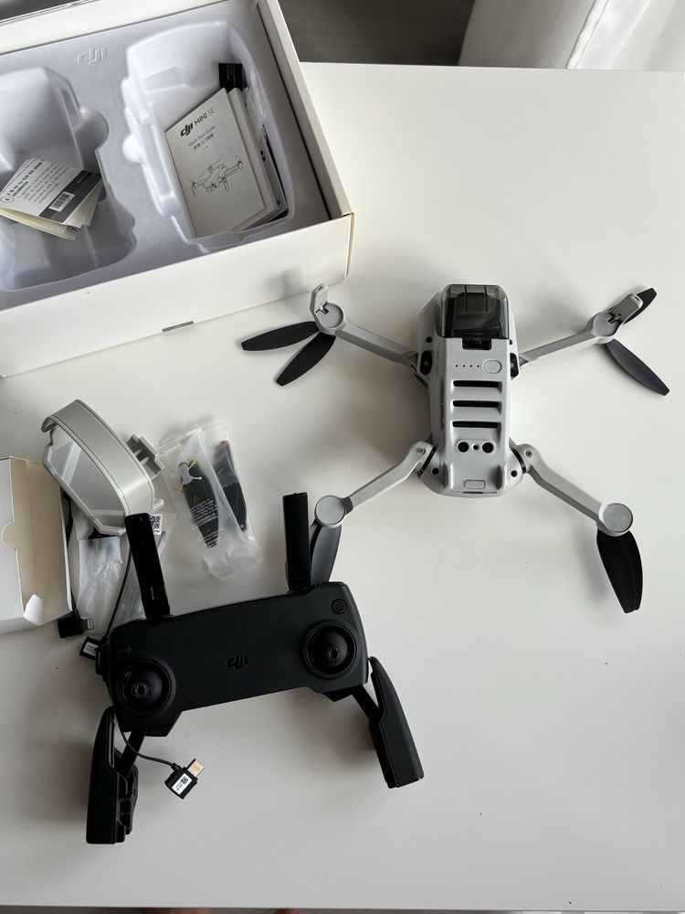 Drona Dji Mini SE la cutie ca noua