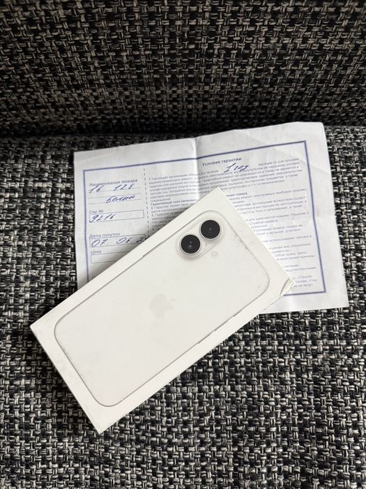 Iphone 16 white 128 gb