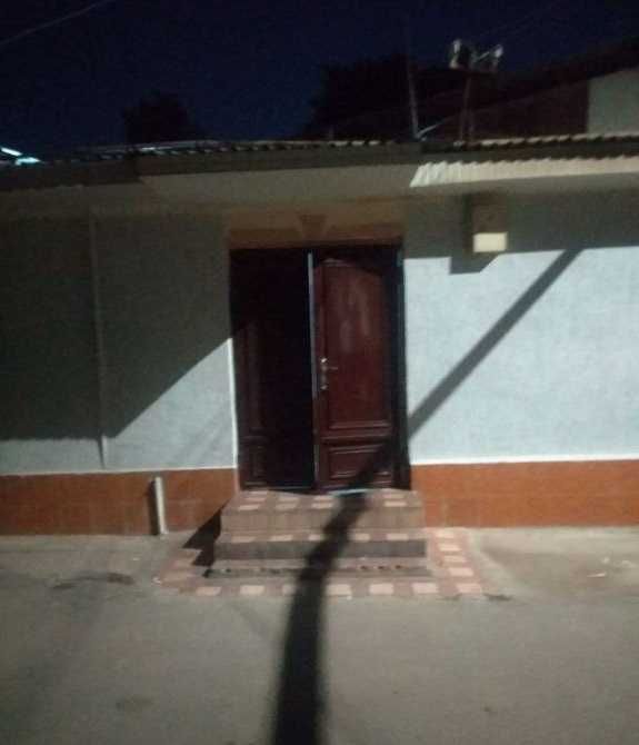 УЙ СОТИЛАДИ, 1.27 сотих. ПРОДАЁТСЯ ДОМ, 1.27 соток.