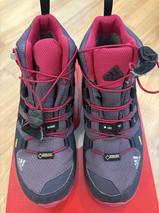 Vand ghete adidas Terrex, Goretex, 34, 120 lei.