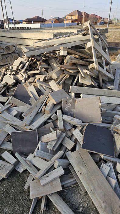 Бесплатно отдам дрова