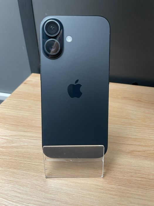 iPhone 16 128Gb baterie 100%