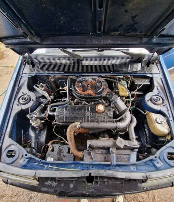 Peugeot 305  1987 retro vintage