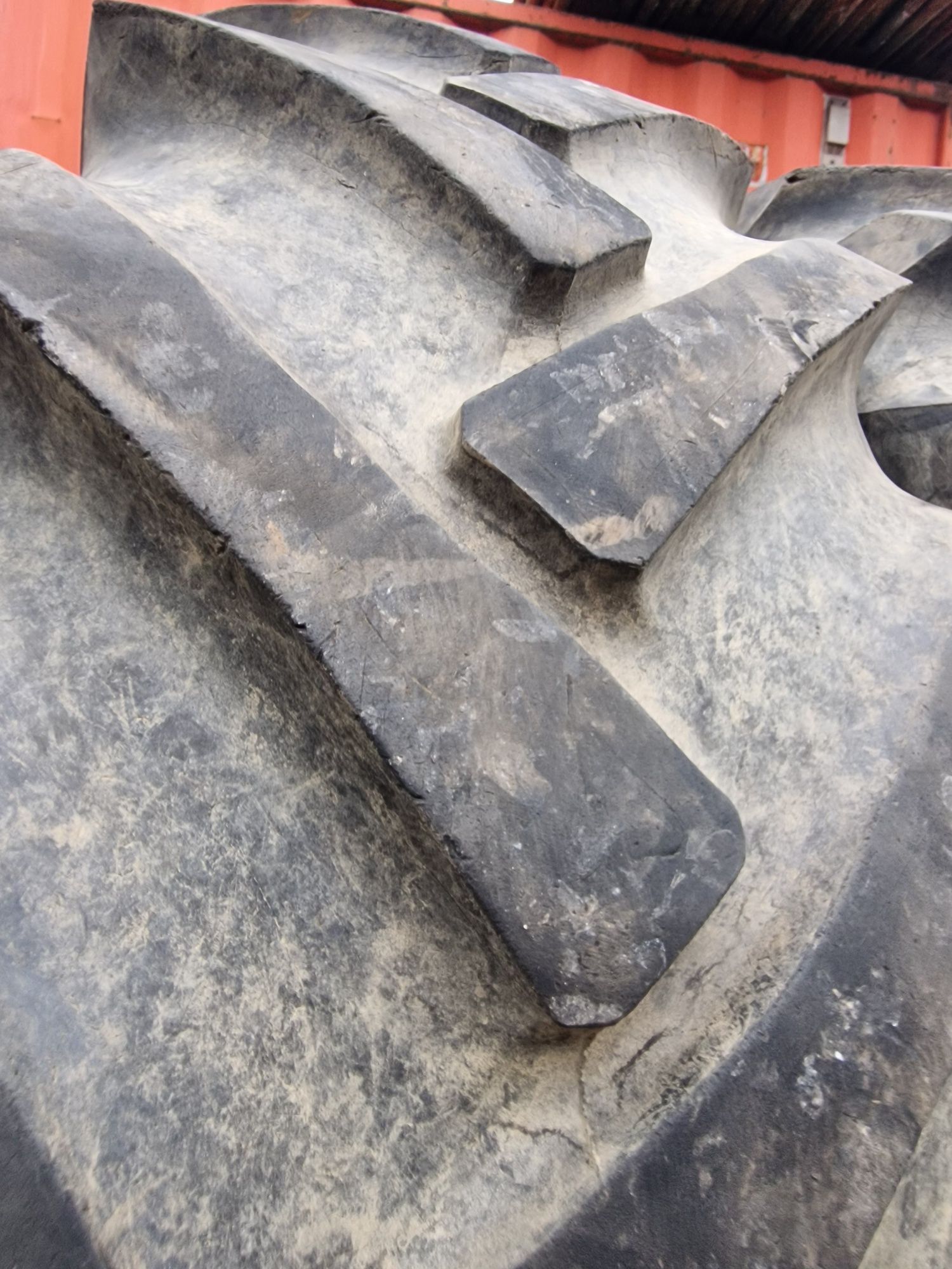 ANVELOPE agri 16.9R30 marca Goodyear
