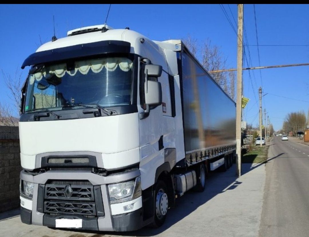 Рено 2017 T-520 VOLVO