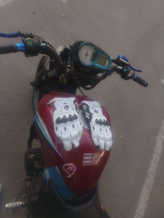 Мото 250куб сотилади