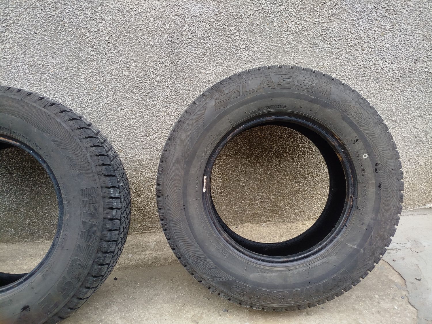 Гуми за Бус  215/70R 15 C