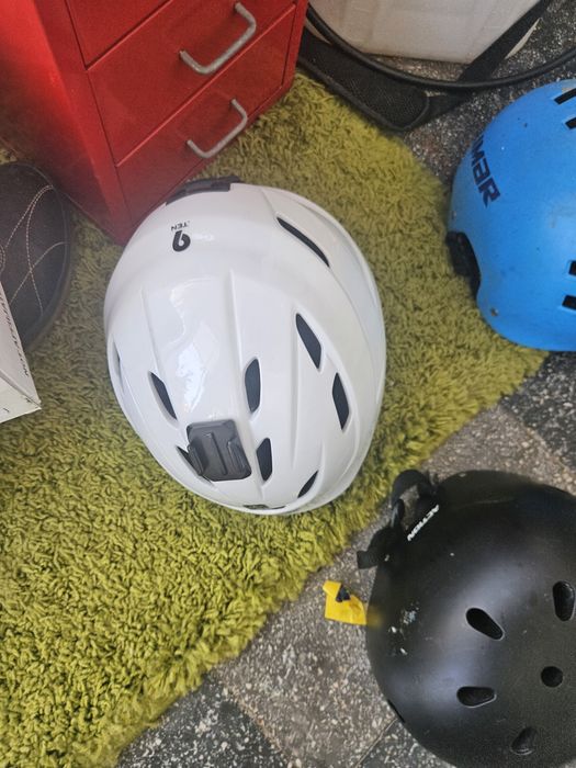 Casti trotinete si biciclete