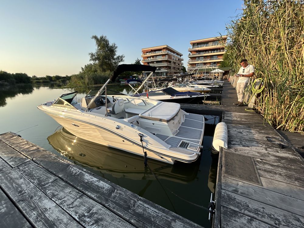 Searay 210 SPX in perfecta stare de functionare