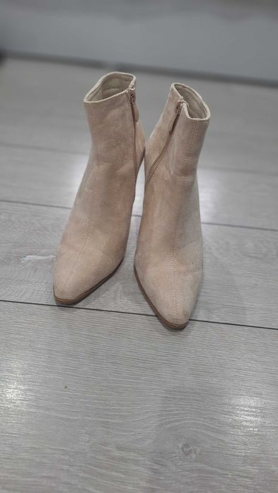 Дамси елегантни обувки