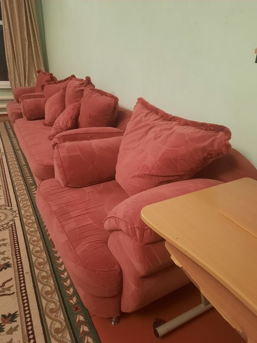 Диван в гостиную
