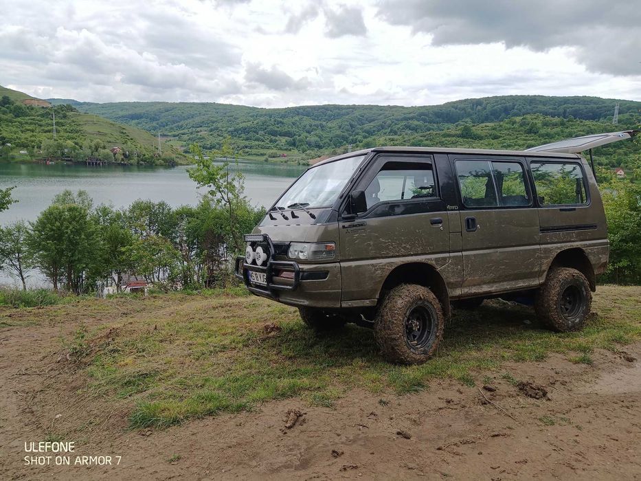 Mitsubishi L300 Delica