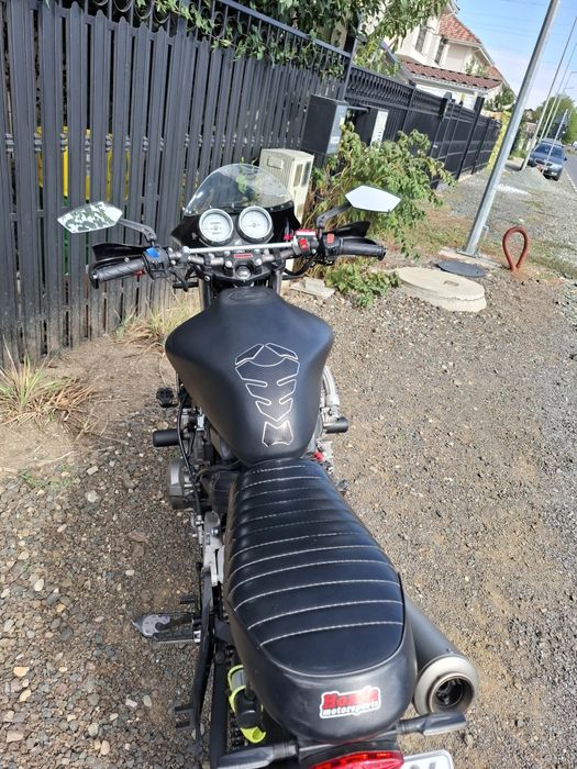 Motociclete HONDA Goldwing F6B si Hornet