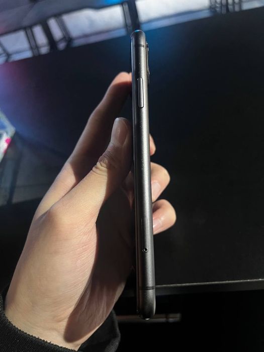 iphone 11 64 gb фейс работает