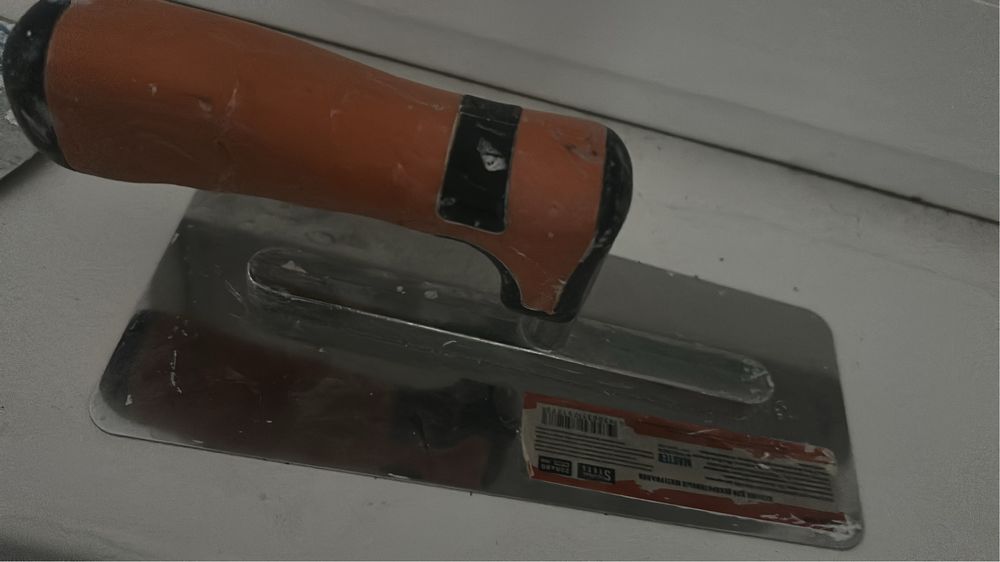 Шпатель для штукатурки декор