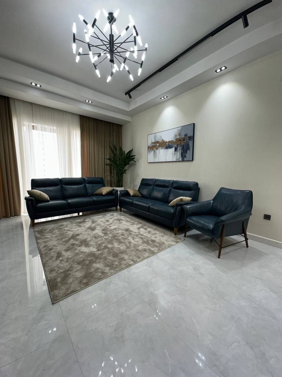 ПРОДАЁТСЯ КВАРТИРА 4/4/8 в ЖК Ташкент Сити
Gardens residence