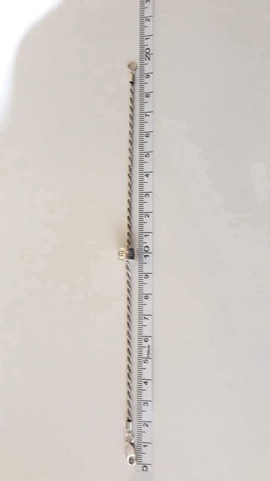 Bratara din argint 925, impreuna cu un charm inscriptionat cu friend