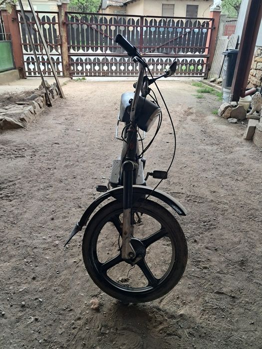 Vând piaggio si.