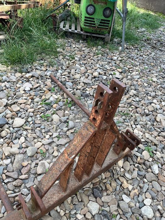 Furca Balotii rotunzii