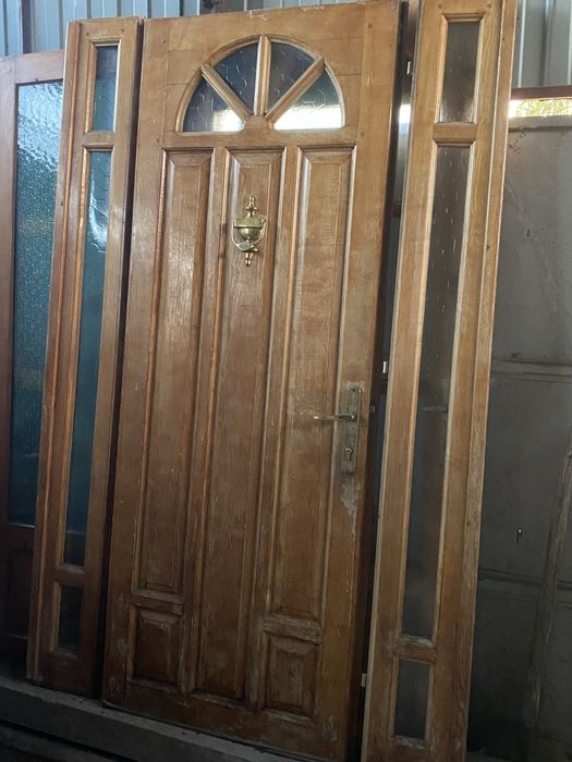 Usi lemn masiv interior exterior