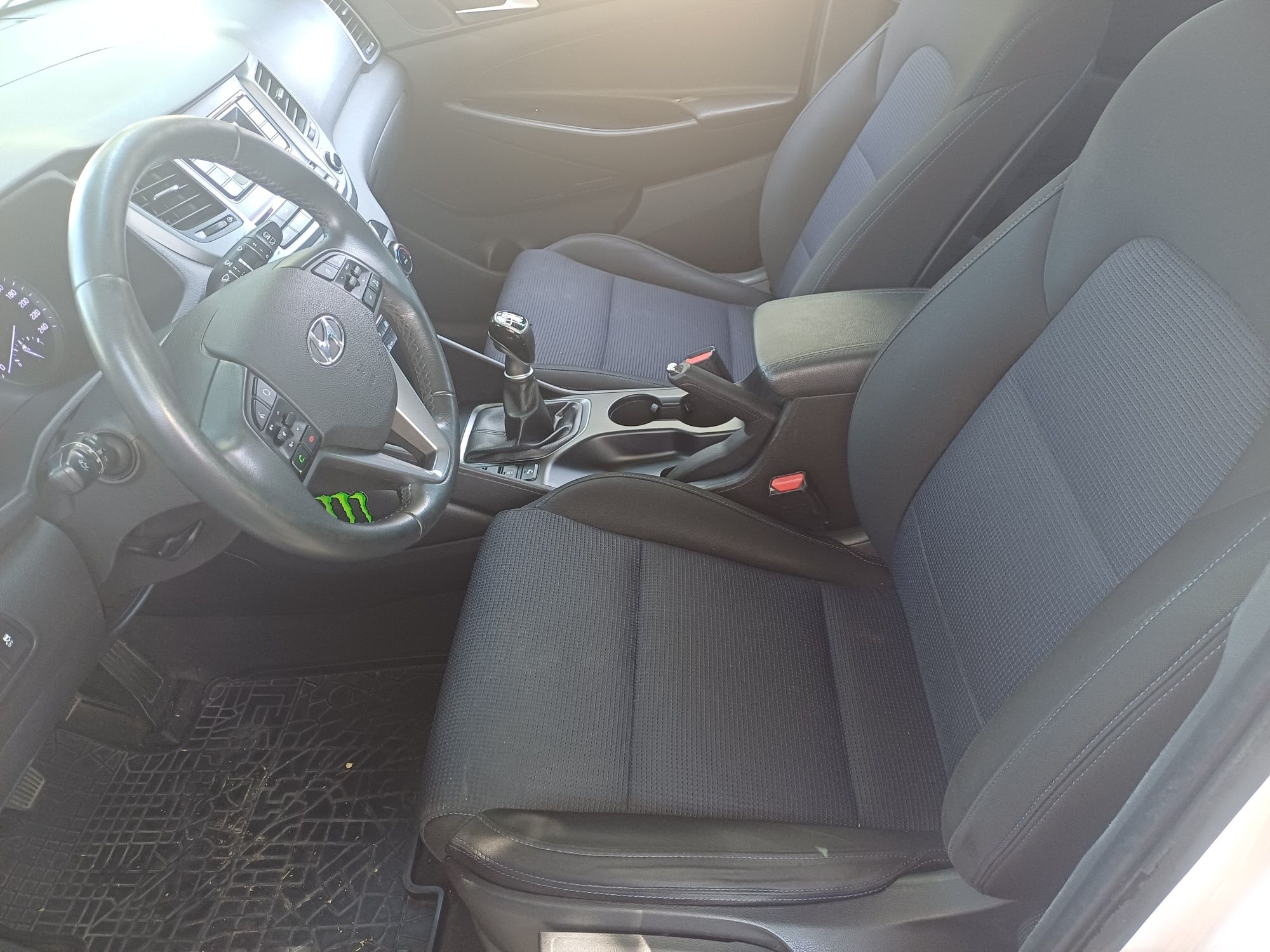 Hyundai Tucson 1.6 benzina 104000km 4x2