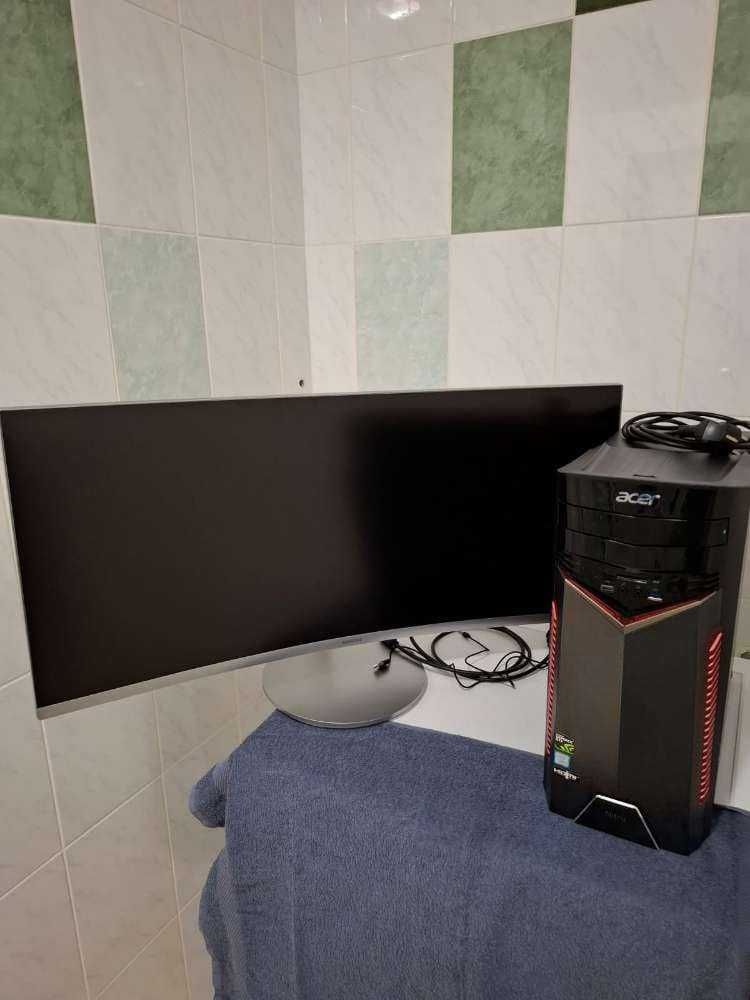 Calculator + monitor
