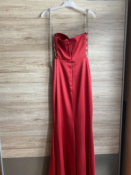 Офицялна рокля М размер