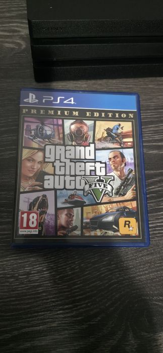 PlayStation 4 pro 1T plus gta 5