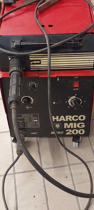 Телоподаващ заваръчен апарат HARCO MIG 200 MONO /220V/50Hz, 40-200 A/