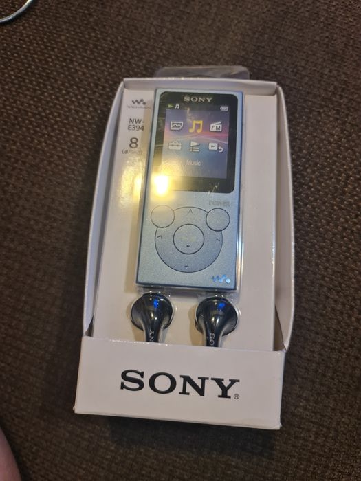 Sony NW-E394LC blue  8GB digital music player