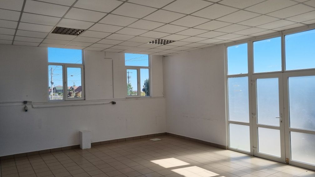 Spatiu Comercial de inchiriat Magazin ,Fast fod.