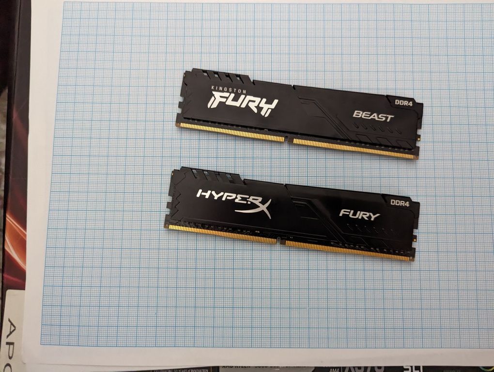 Memorii RAM 2x16GB DDR4-3600