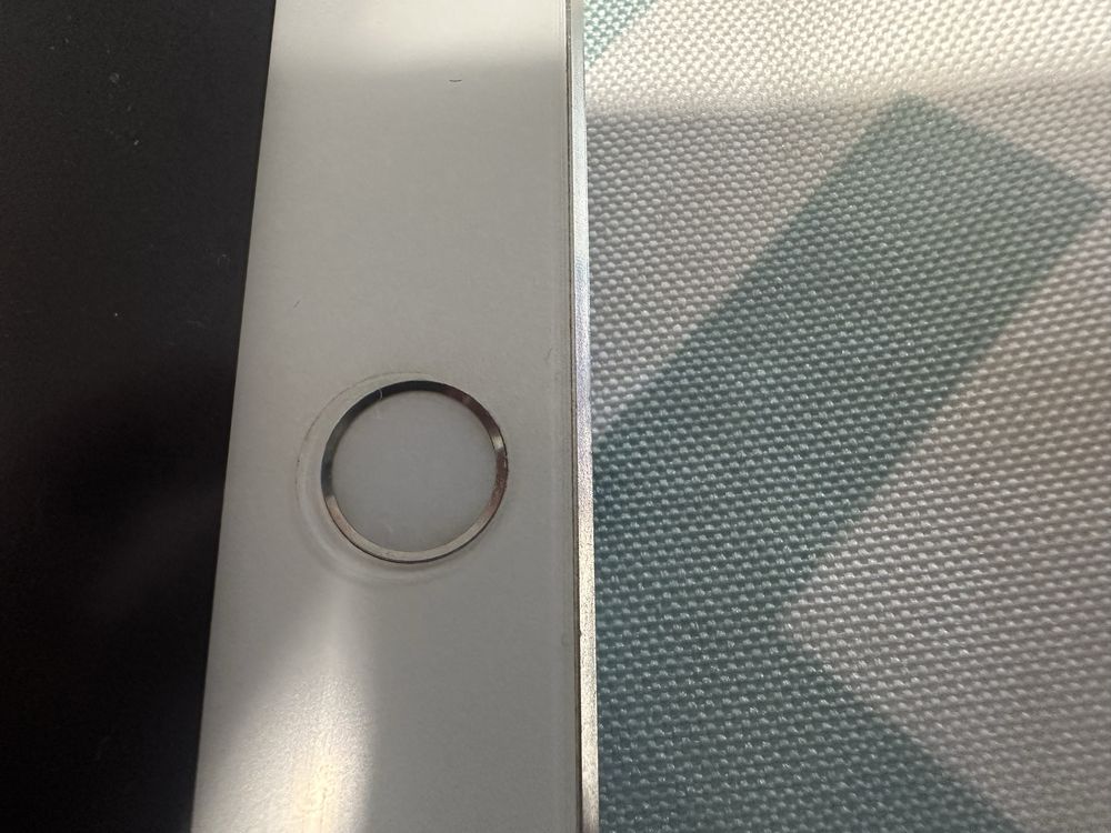 Ipad air 2  16 GB+ Celluar