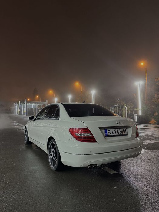 Mercedes C class CDI200 2012