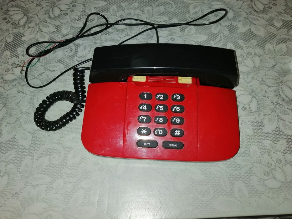 Стационарни телефони