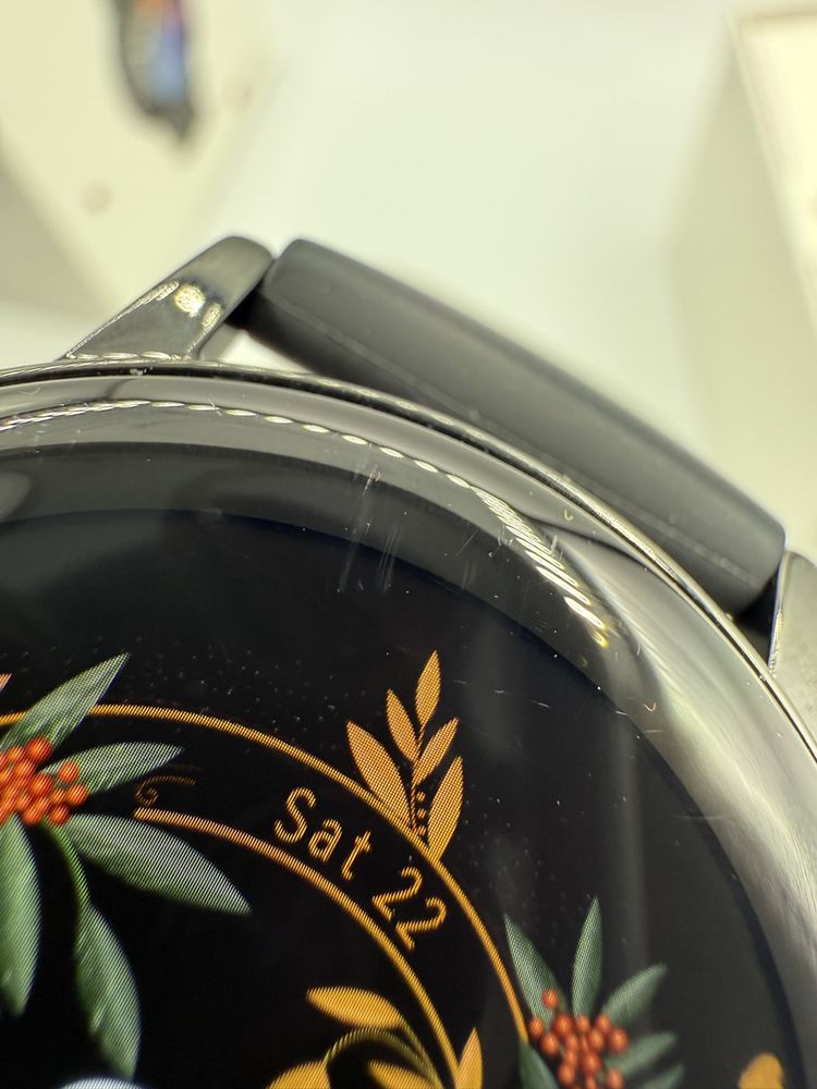 Huawei Watch GT3 (42mm) + Huawei Wireless Charger