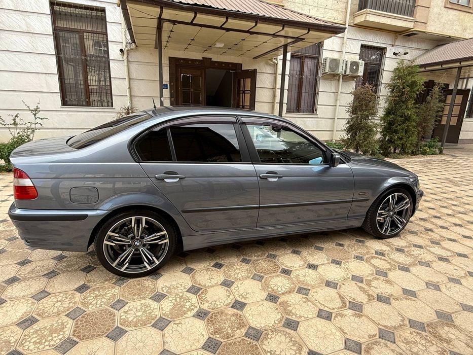 Срочно продаю свой бмв е 46