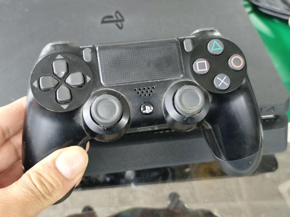 Конзола Sony playstation ps4 slim 1 TB CUH-2016B