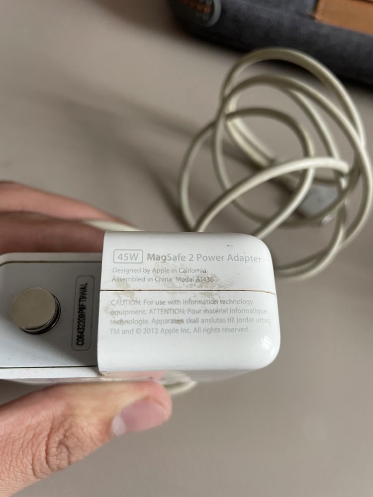 Продам сломаны MagSafe 1 и 2