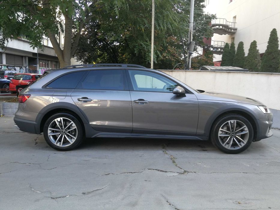 Audi A4 allroad quattro 45 TFSI Stronic Matrix LED Virtual Cockpit