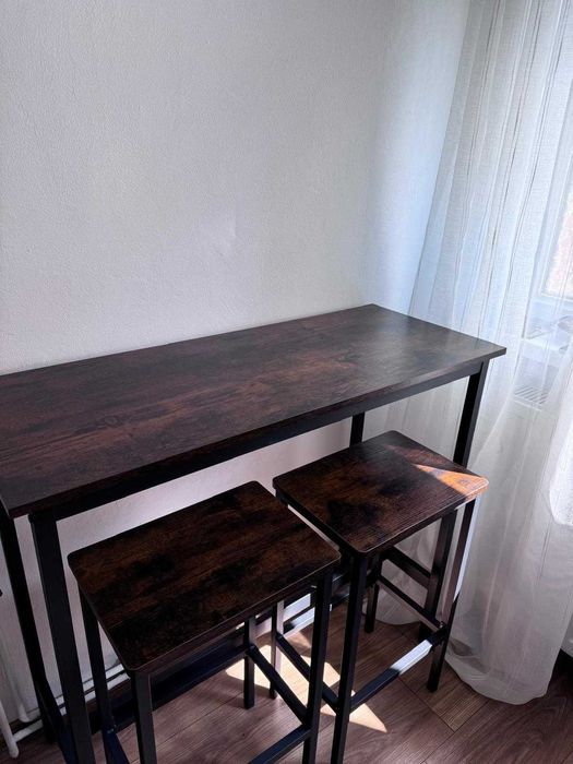 Garsonieră parter 24 mp + beci 20 mp acces interior, zona Mall Coresi