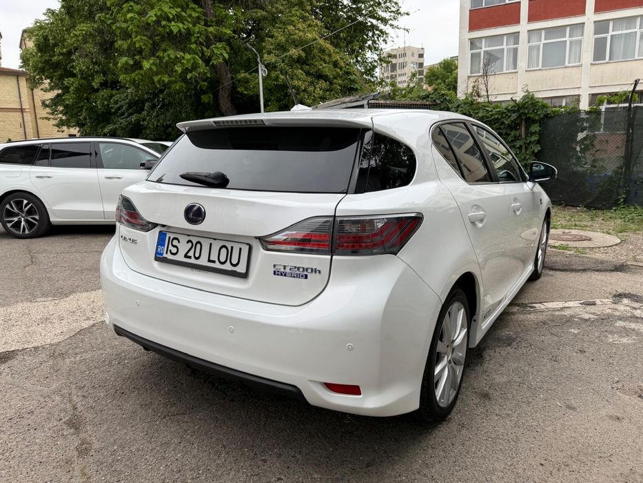 Lexus CT200H F SPORT Hybrid